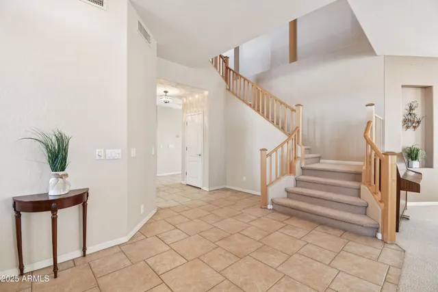 $895,000 | 923 West Windsong Drive, Phoenix, AZ 85045