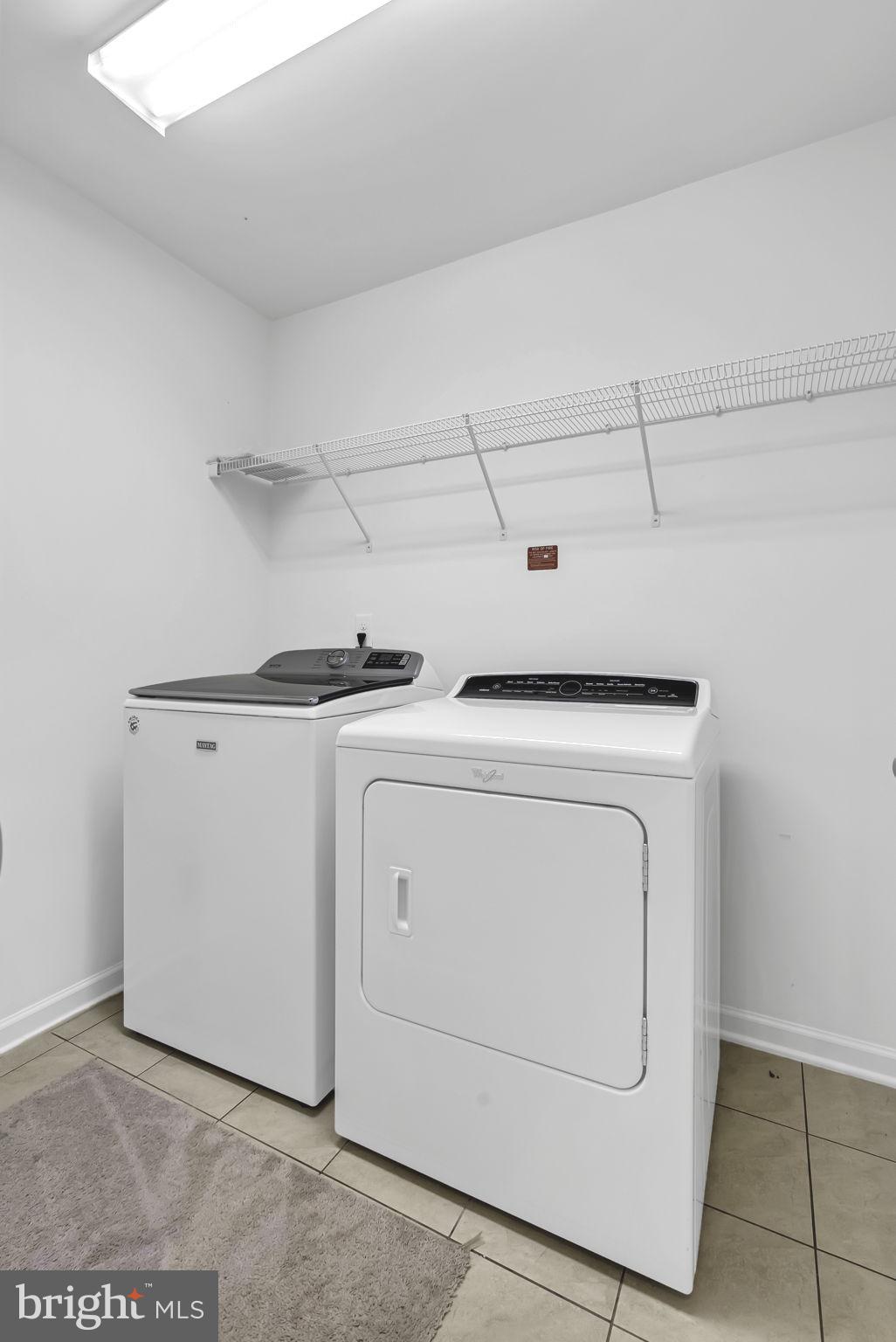 40560 Aldie Springs Drive Aldie, VA 20105 - Photo 26 of 68 a utility room with dryer and washer
