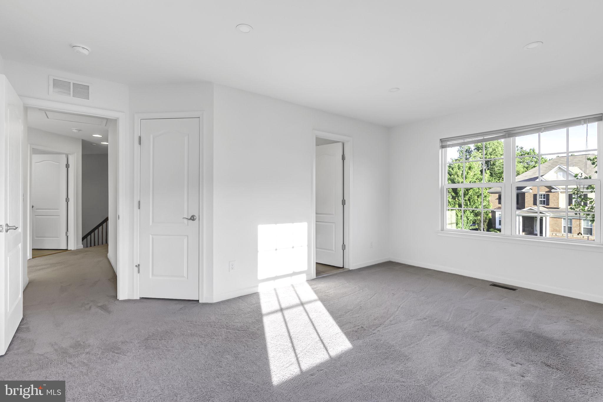 40560 Aldie Springs Drive Aldie, VA 20105 - Photo 35 of 68 a view of an empty room with a window