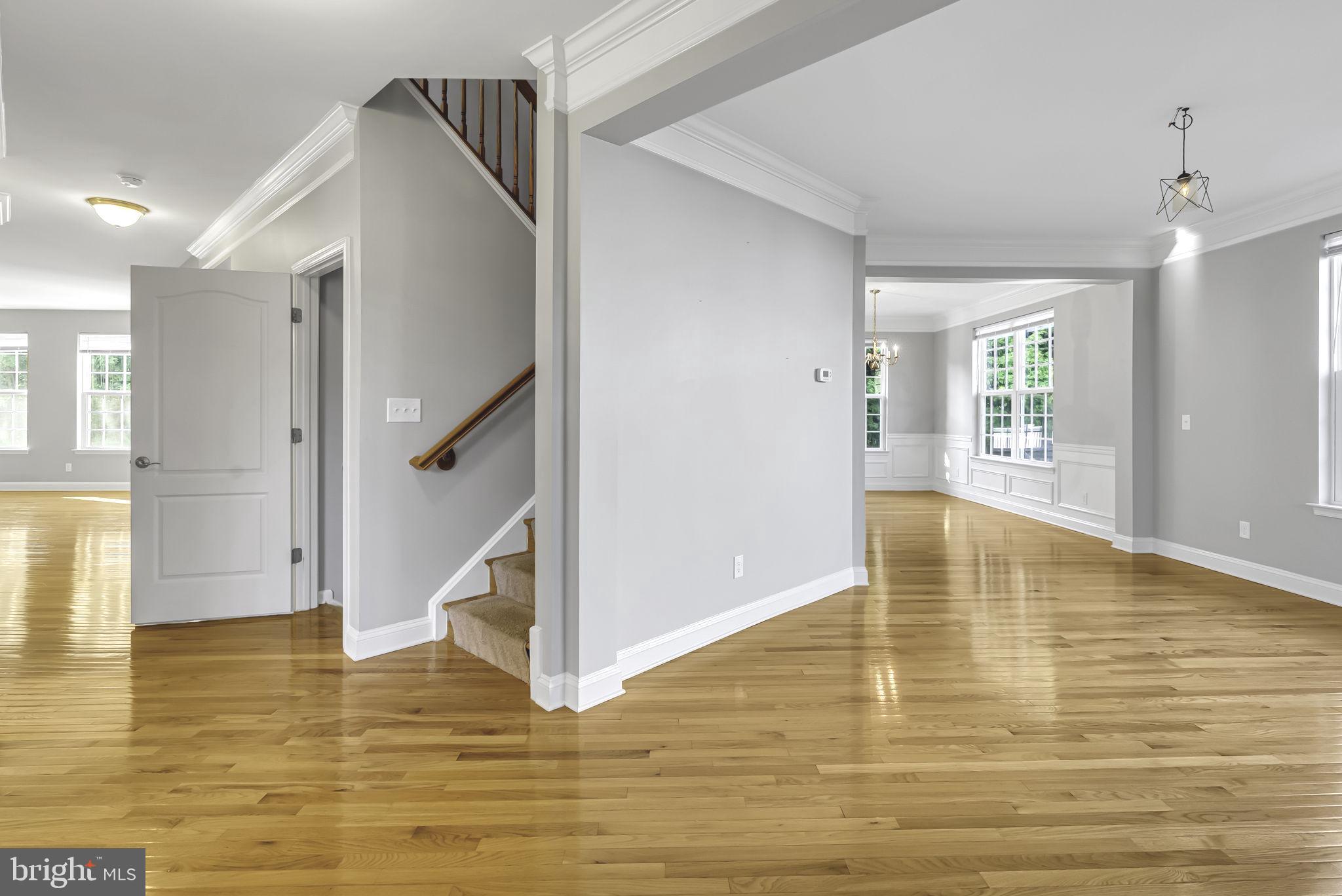 40560 Aldie Springs Drive Aldie, VA 20105 - Photo 4 of 68 a view of an entryway of the house