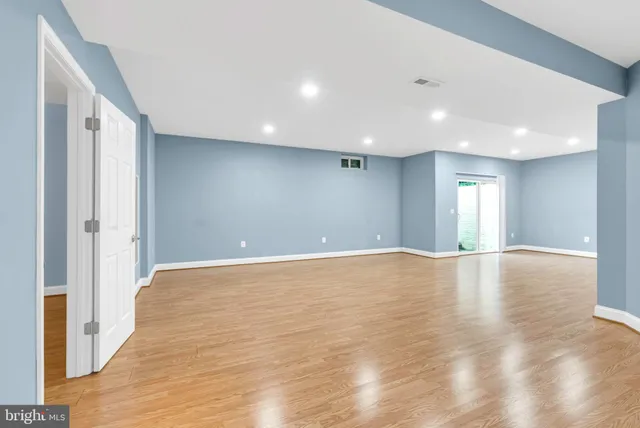 $5,200 | 40560 Aldie Springs Drive, Aldie, VA 20105