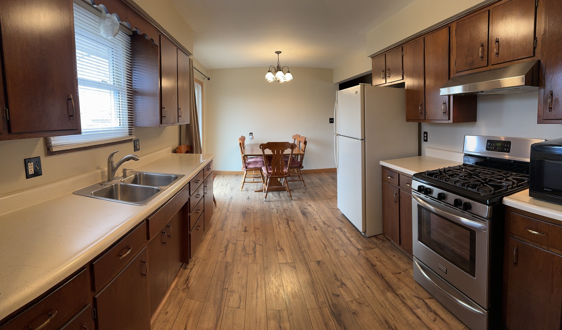 1220 Armour Road Bourbonnais, IL 60914 - Photo 7 of 15 Gallery Image 7