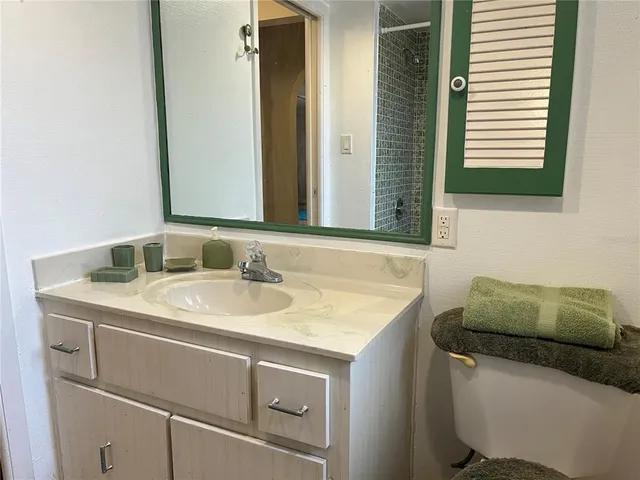 $299,900 | 1310 Southeast 43rd Terrace, Cape Coral, FL 33904