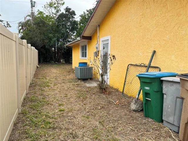 $299,900 | 1310 Southeast 43rd Terrace, Cape Coral, FL 33904