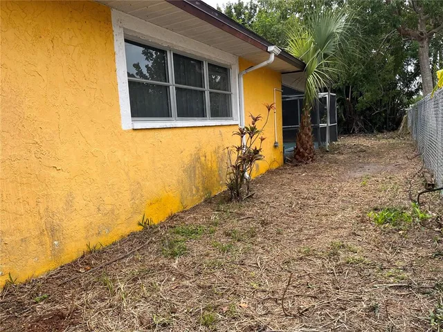 $299,900 | 1310 Southeast 43rd Terrace, Cape Coral, FL 33904