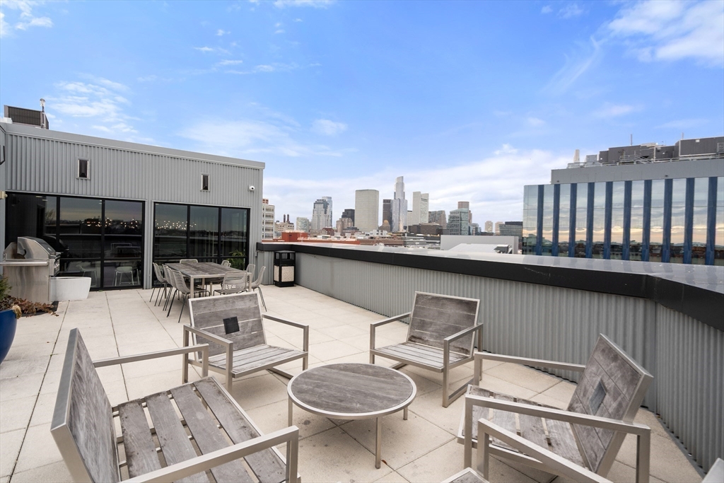 45 West 3rd Street, Unit 415 Boston, MA 02127 - Photo 16 of 19