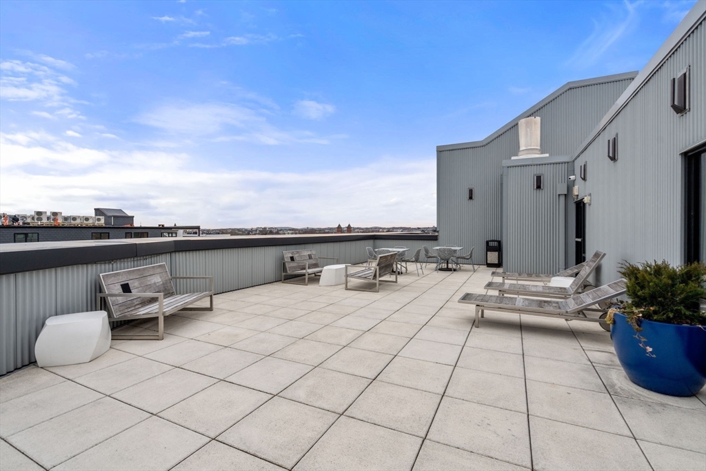 45 West 3rd Street, Unit 415 Boston, MA 02127 - Photo 17 of 19