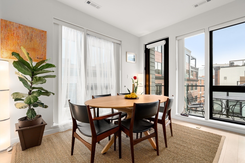 45 West 3rd Street, Unit 415 Boston, MA 02127 - Photo 4 of 19