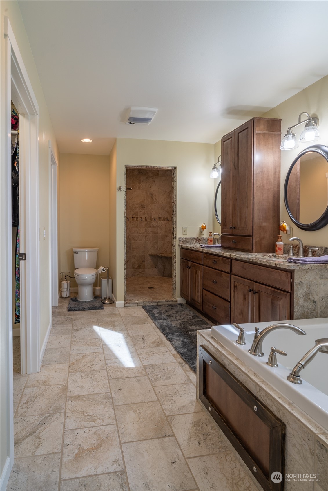 9815 Neppel Road Northeast Moses Lake, WA 98837 - Photo 17 of 36 Gallery Image 17