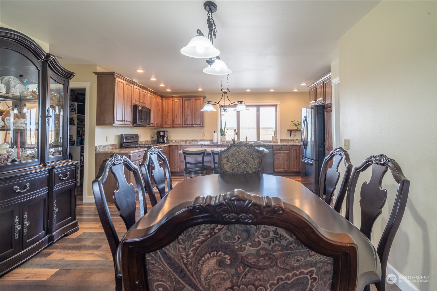 9815 Neppel Road Northeast Moses Lake, WA 98837 - Photo 8 of 36 Gallery Image 8