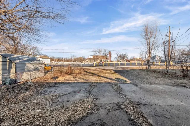 $200,000 | 506 Ottawa Street, Leavenworth, KS 66048