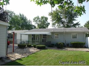 2261 East Eleanor Avenue Springfield, IL 62702 - Photo 5 of 5 Gallery Image 5