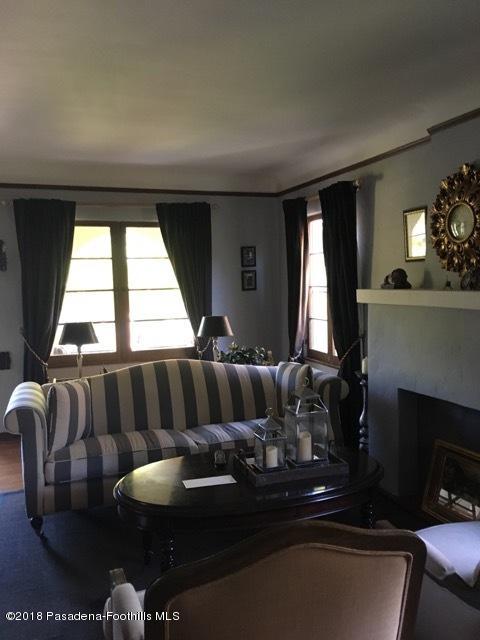 925 Atchison Street Pasadena, CA 91104 - Photo 7 of 10 Atchison living room