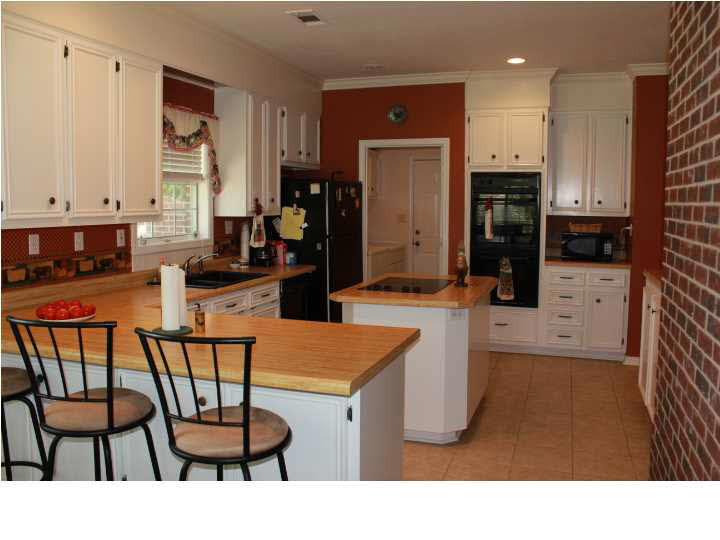 131 Hidden Lake Road Flora, MS 39071 - Photo 12 of 50 Kitchen
