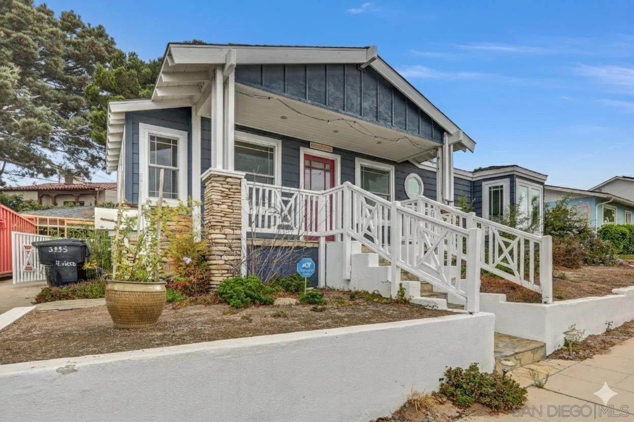 3335 Riviera Drive San Diego, CA 92109 - Photo 4 of 22 a front view of a house with garden