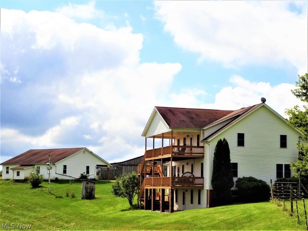 337 Ridgeview Acres Le Roy, WV 25252 - Photo 1 of 20