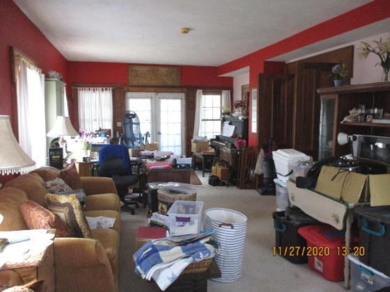 2510 Mayflower Road Niles, MI 49120 - Photo 3 of 9 living room view