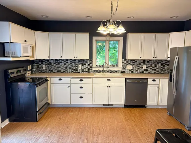 $139,900 | 410 11th Street, Kerkhoven, MN 56252