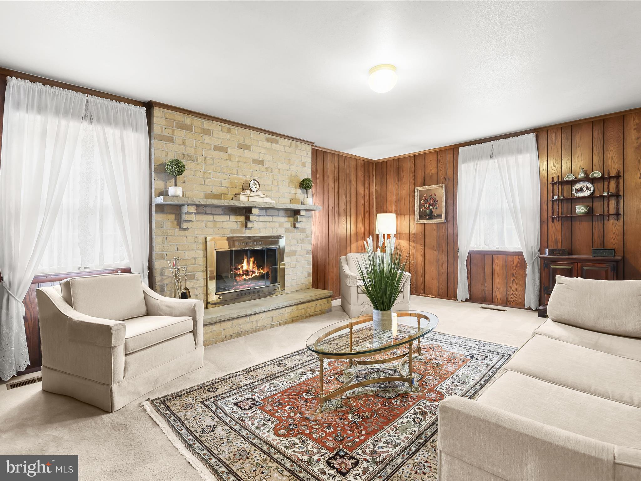 2100 Chantilla Road Baltimore, MD 21228 - Photo 20 of 48 Family Room - Fireplace