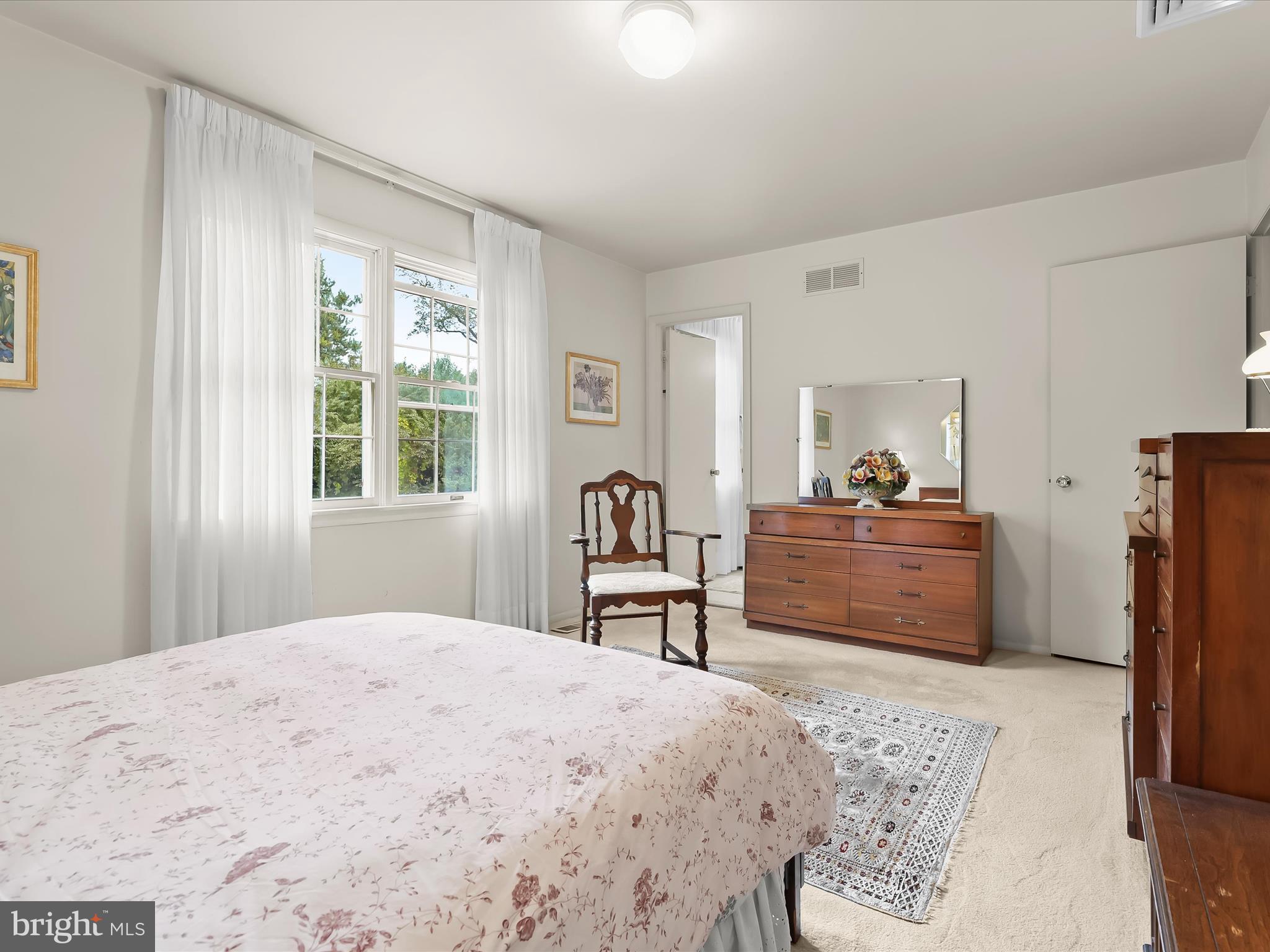 2100 Chantilla Road Baltimore, MD 21228 - Photo 24 of 48 Primary Bedroom - En- Suite Full Bath