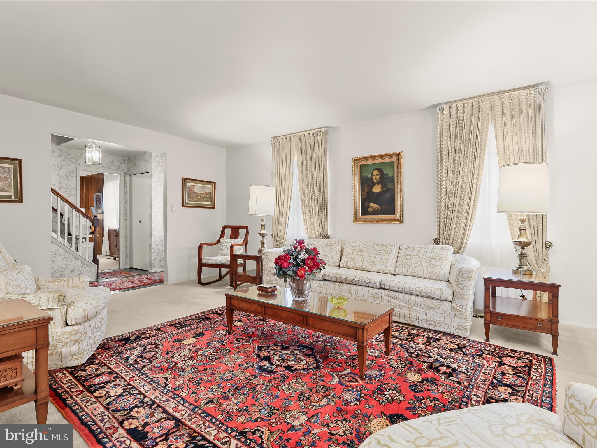 2100 Chantilla Road Baltimore, MD 21228 - Photo 6 of 48 Living Room