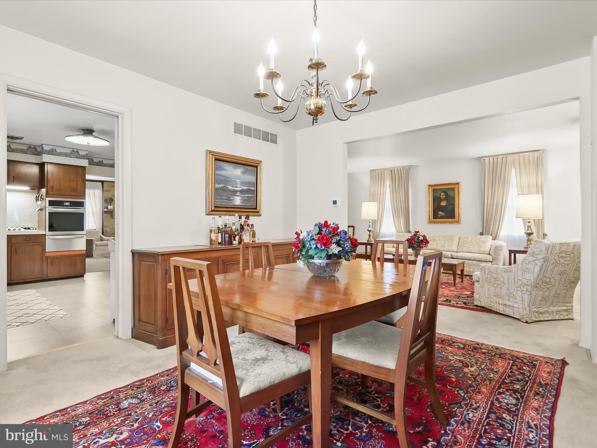 2100 Chantilla Road Baltimore, MD 21228 - Photo 10 of 48 Dining Room