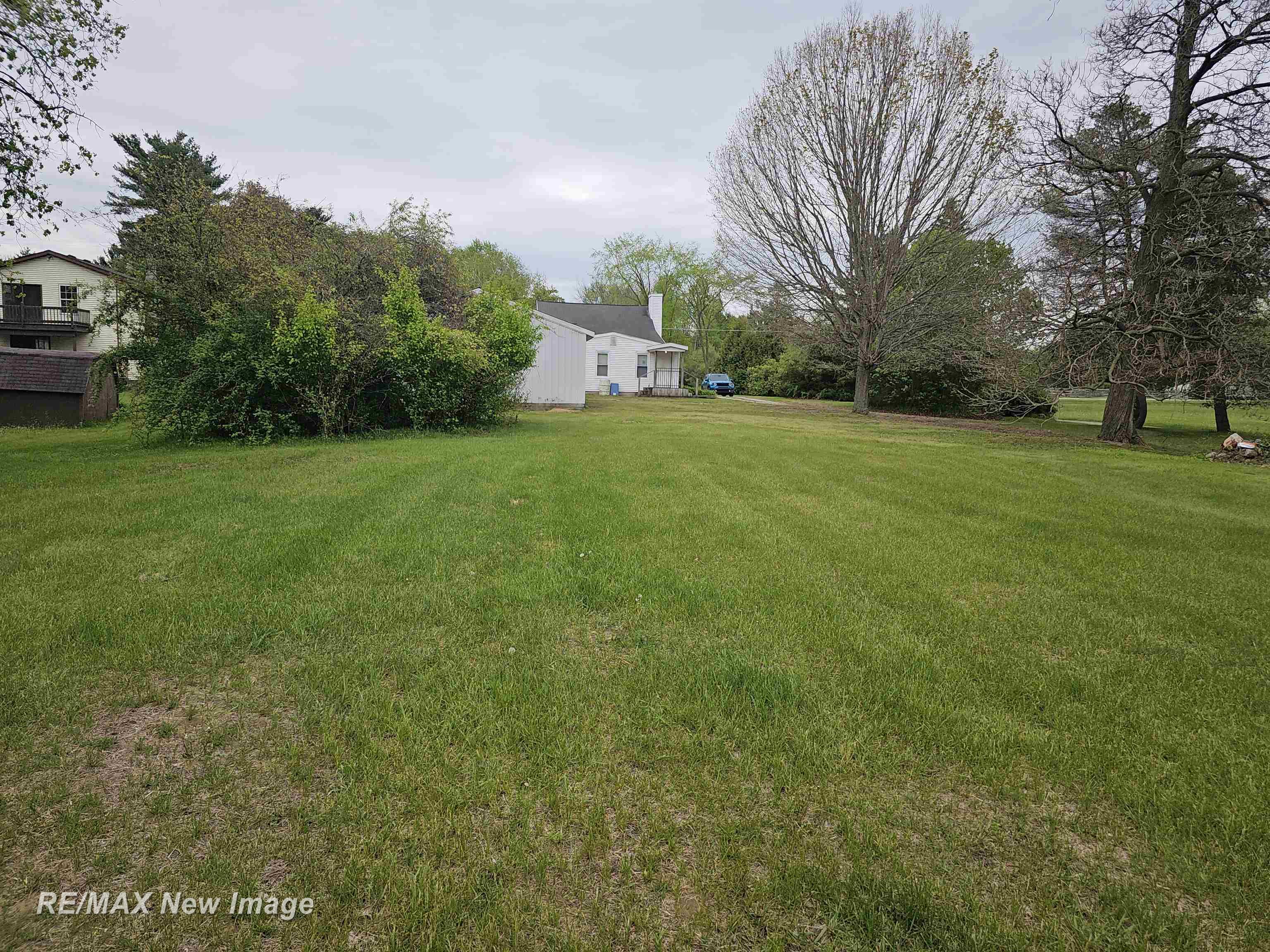 14307 North Lewis Road Clio, MI 48420 - Photo 15 of 15