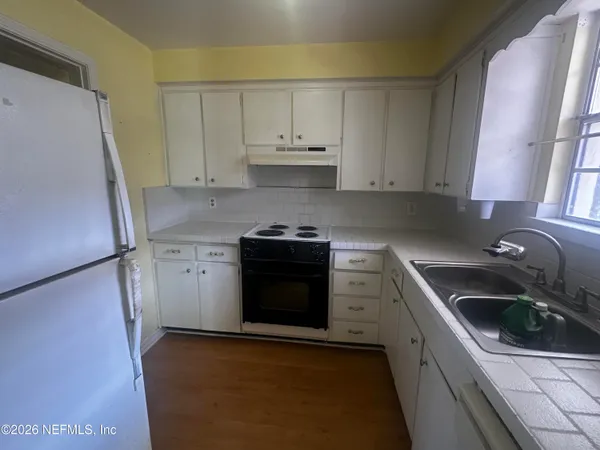 $895 | 1530 El Prado Road, Unit 6, Jacksonville, FL 32216
