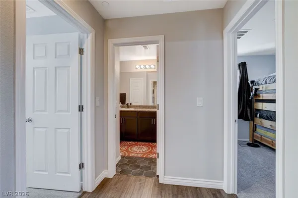 $2,425 | 1045 Spotted Saddle Street, Henderson, NV 89015