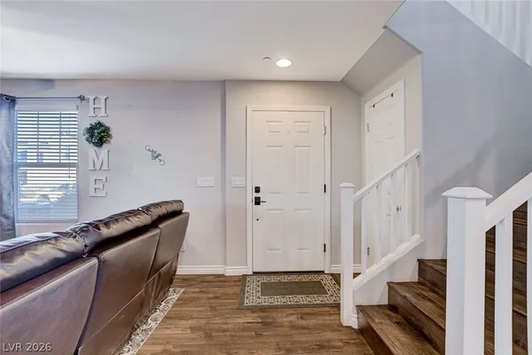 $2,425 | 1045 Spotted Saddle Street, Henderson, NV 89015