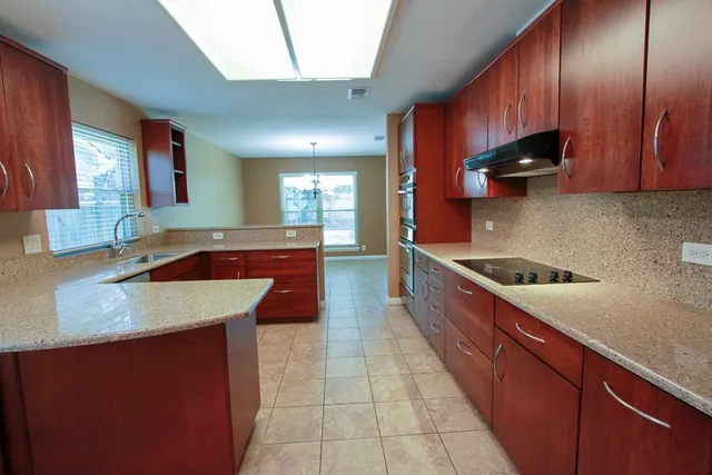 $2,250 | 10705 Doering Lane, Austin, TX 78750