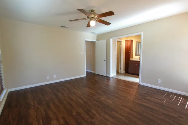 $2,250 | 10705 Doering Lane, Austin, TX 78750