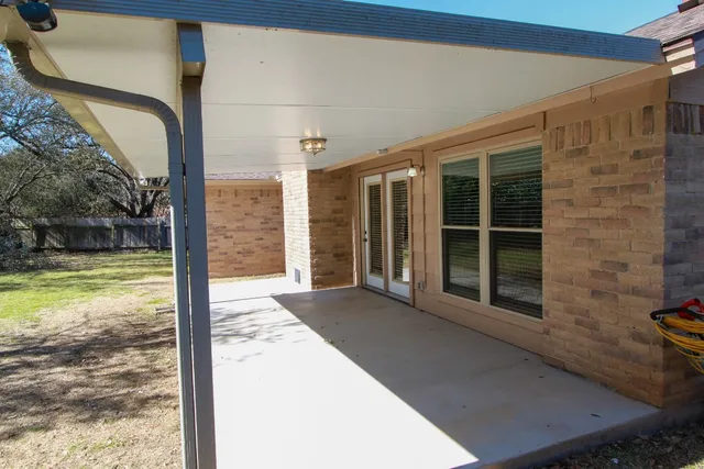 $2,250 | 10705 Doering Lane, Austin, TX 78750