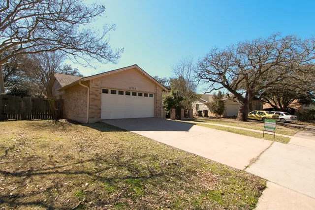 $2,250 | 10705 Doering Lane, Austin, TX 78750