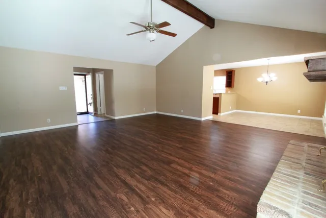 $2,250 | 10705 Doering Lane, Austin, TX 78750