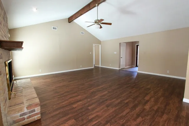 $2,250 | 10705 Doering Lane, Austin, TX 78750