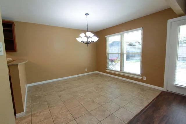 $2,250 | 10705 Doering Lane, Austin, TX 78750