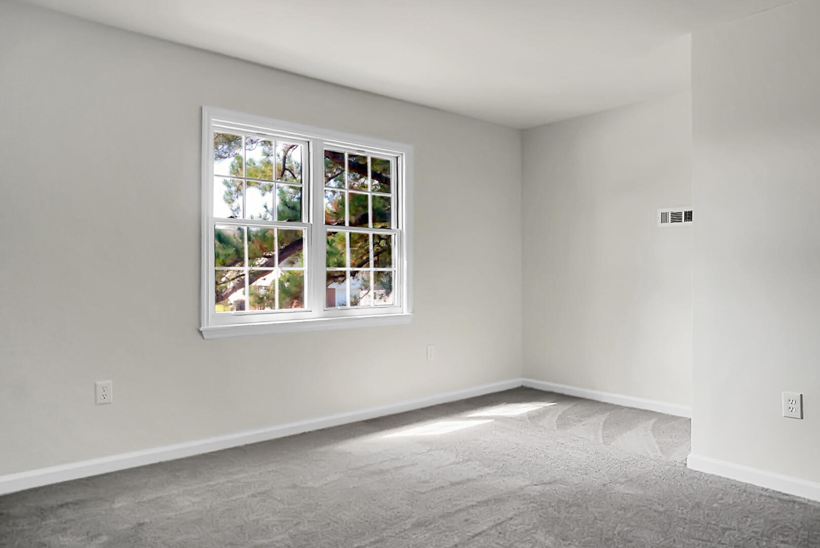 7650 Oldridge Road North Charleston, SC 29418 - Photo 14 of 21 DSC08508