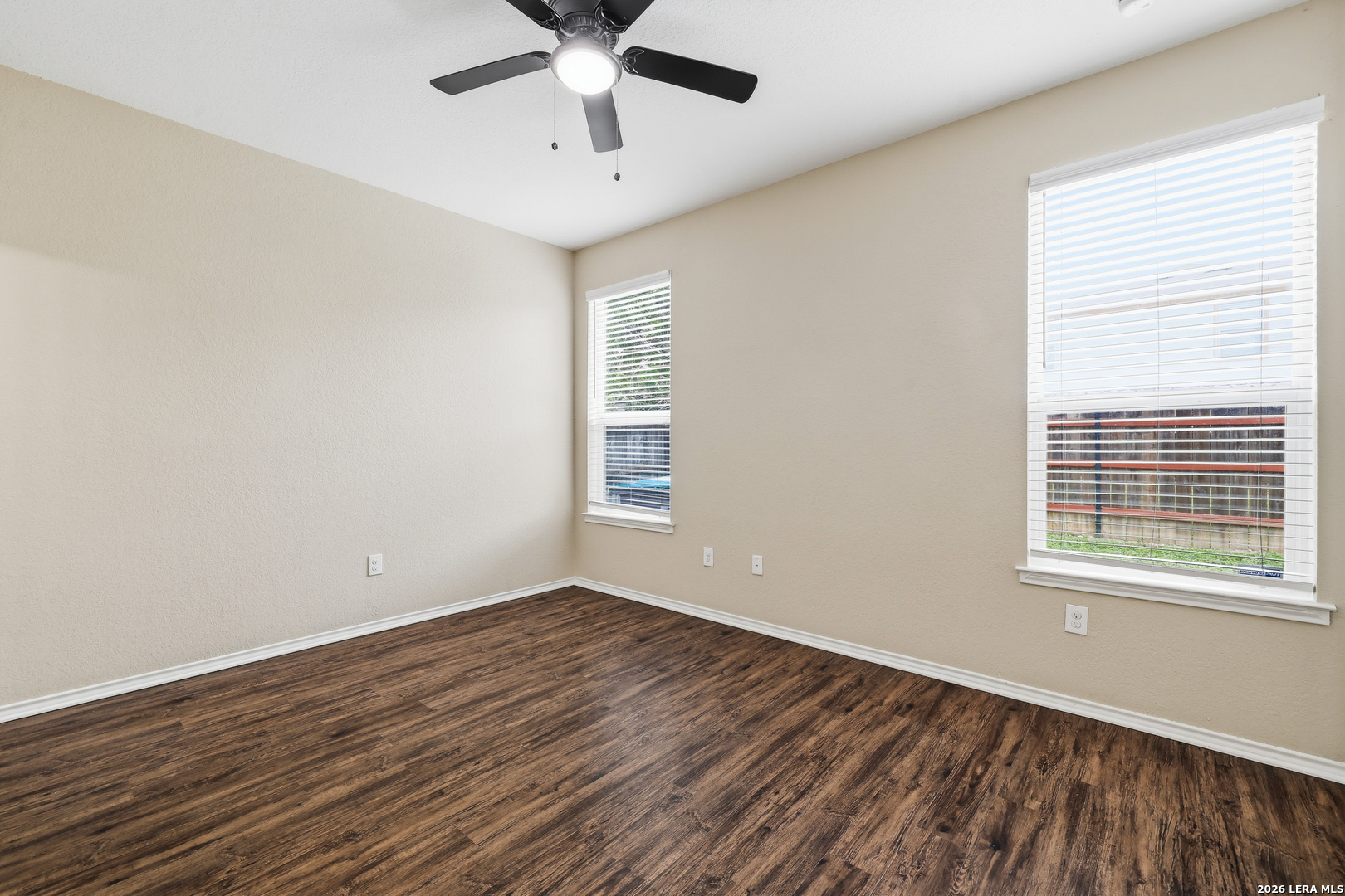 10131 Maple Ranch San Antonio, TX 78245 - Photo 13 of 27