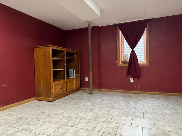 $415,000 | 1240 Maplewood Drive, Worthington, MN 56187