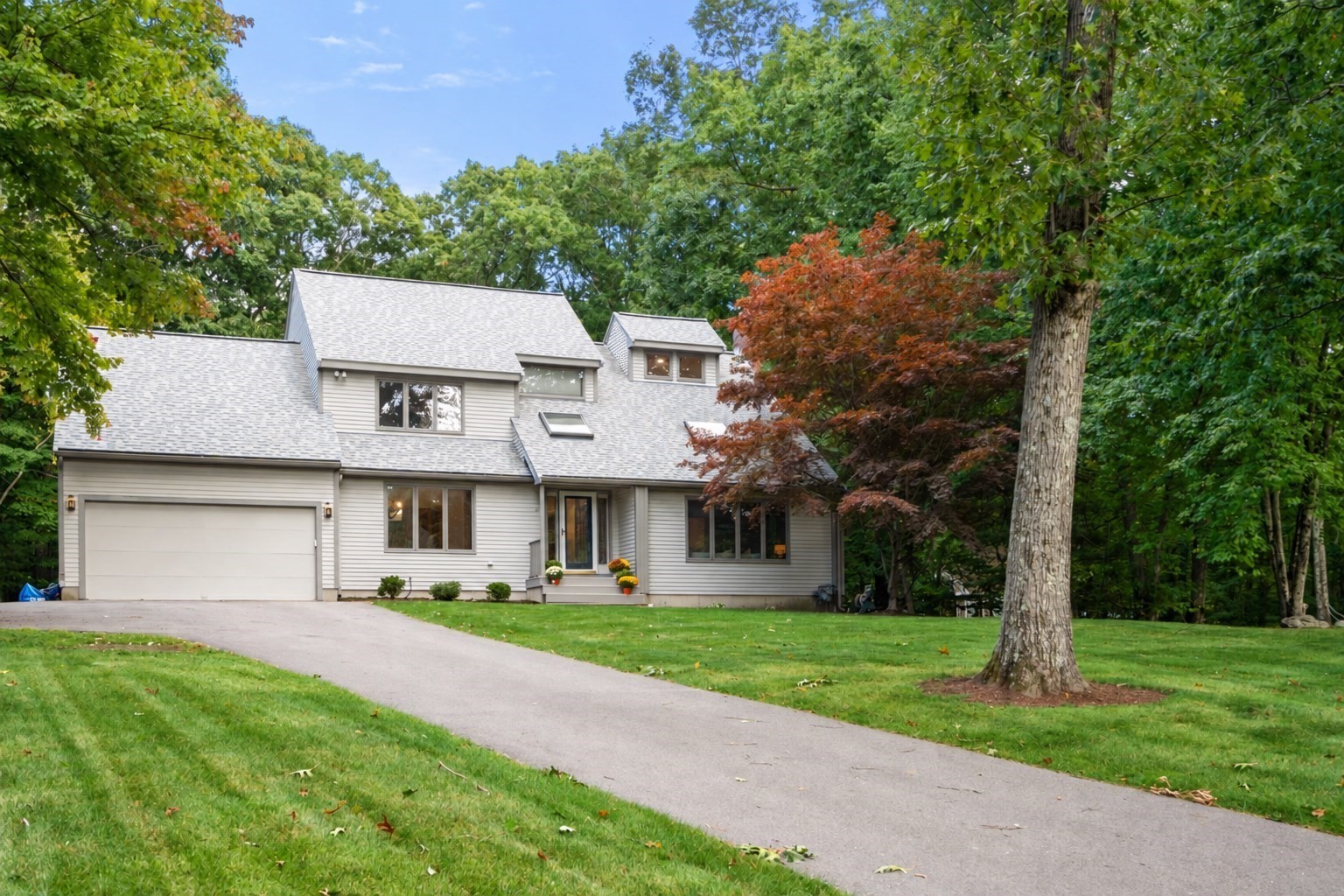 31 Raymond Way Ashland, MA 01721 - Photo 2 of 42 Gallery Image 2