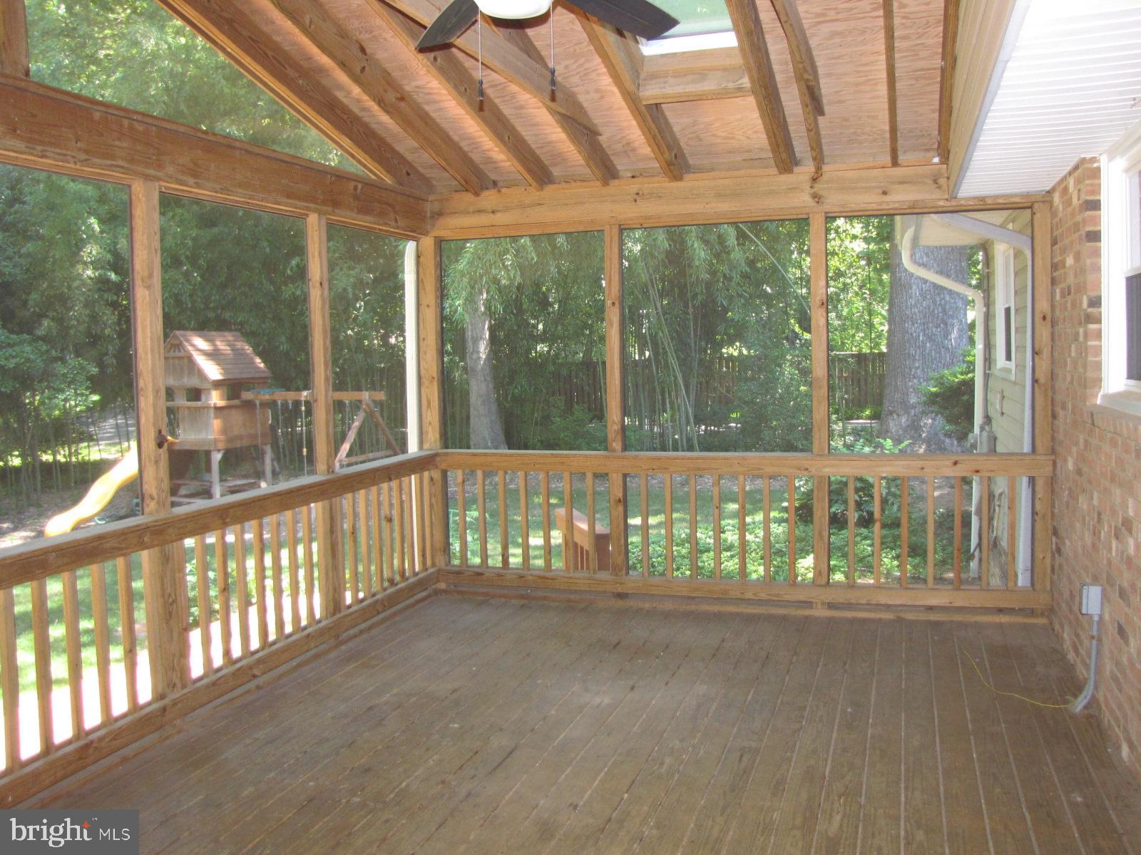 10220 Vale Road Vienna, VA 22181 - Photo 13 of 17
