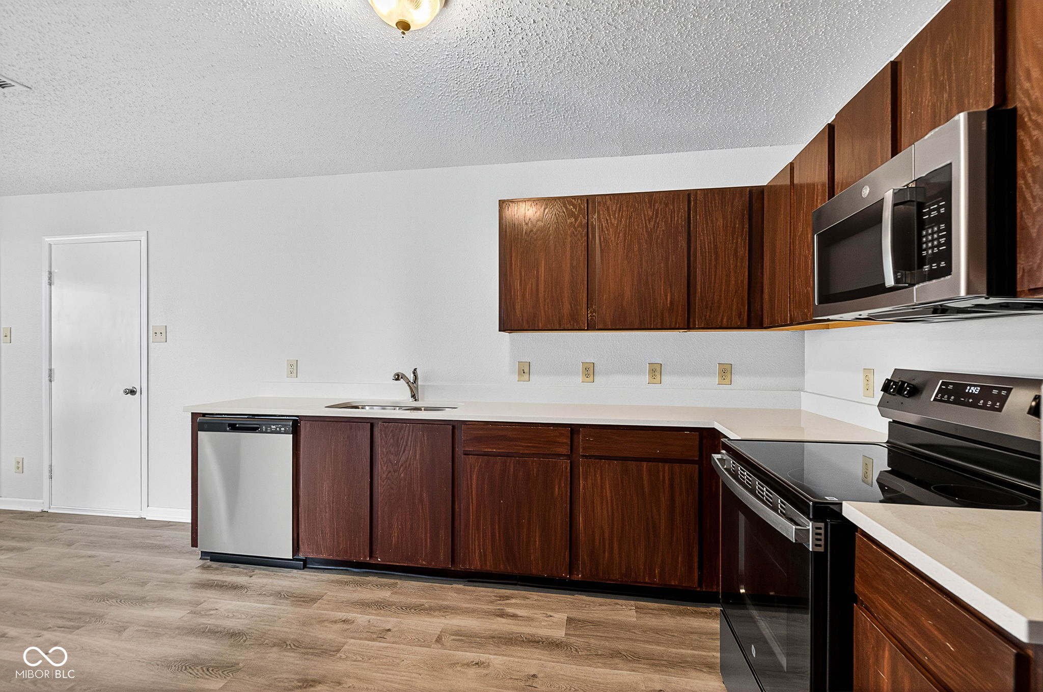 12640 Justice Crossing Fishers, IN 46037 - Photo 15 of 44