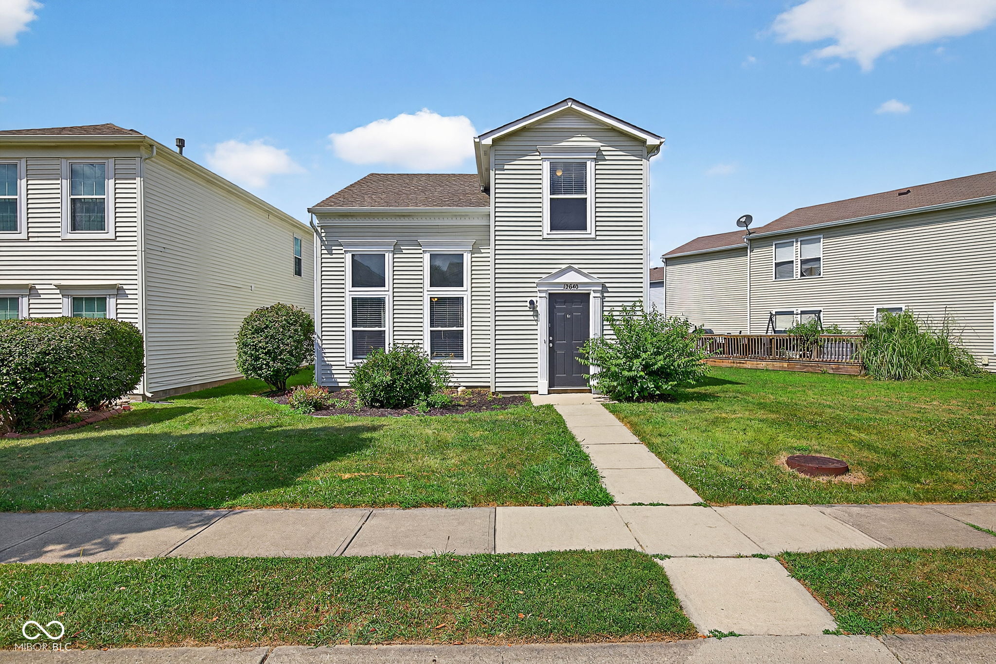 12640 Justice Crossing Fishers, IN 46037 - Photo 2 of 44