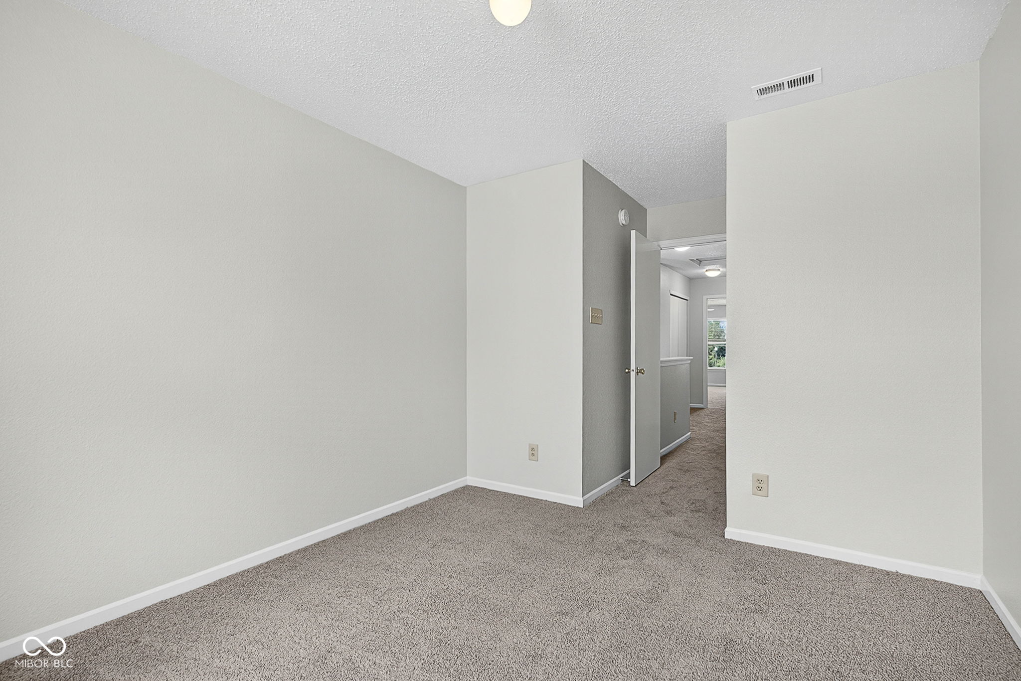 12640 Justice Crossing Fishers, IN 46037 - Photo 33 of 44