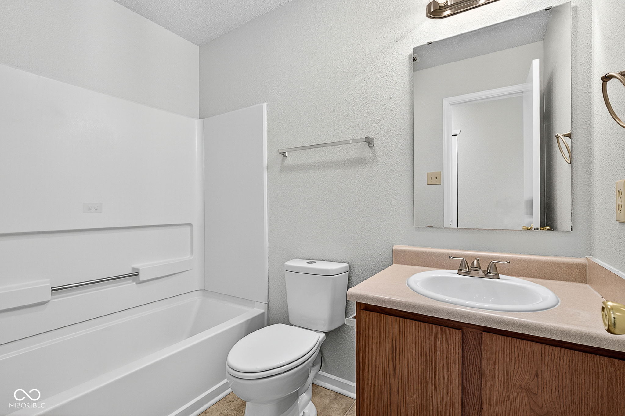 12640 Justice Crossing Fishers, IN 46037 - Photo 35 of 44