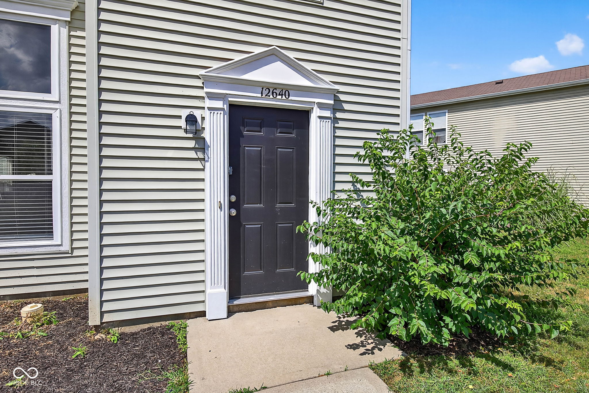 12640 Justice Crossing Fishers, IN 46037 - Photo 4 of 44