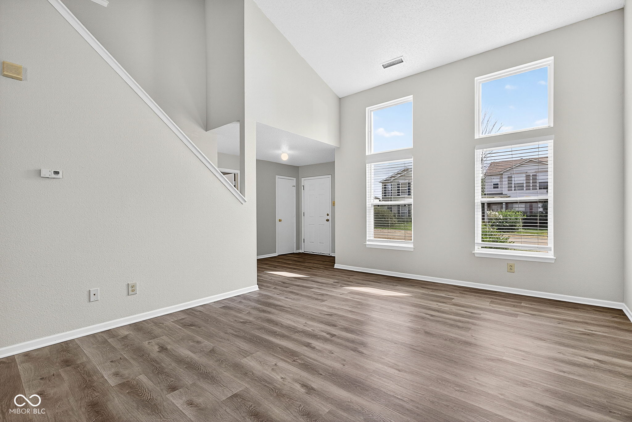 12640 Justice Crossing Fishers, IN 46037 - Photo 9 of 44