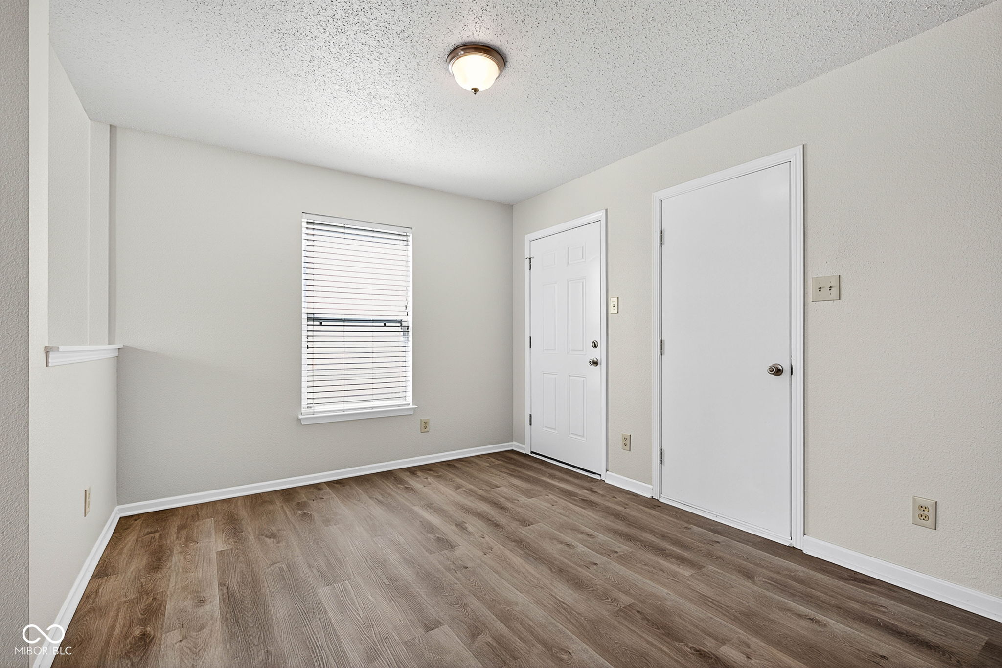 12640 Justice Crossing Fishers, IN 46037 - Photo 10 of 44