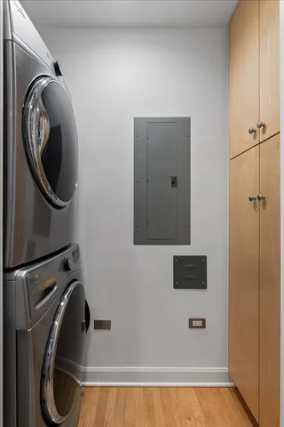 $649,900 | 415 East North Water Street, Unit 801, Chicago, IL 60611